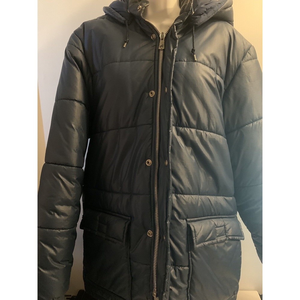 Puffer Jacket With Pockets & Button On Hood Medium Size Montgomery Ward Quality